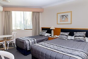 Charbonnier Motor Inn