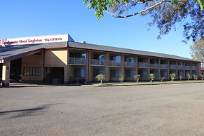 Charbonnier Motor Inn