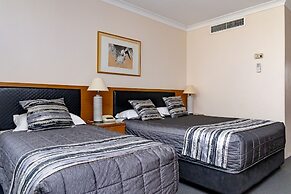 Charbonnier Motor Inn