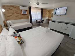 Ambassador Motor Lodge