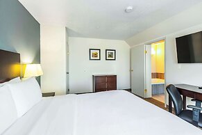 Comfort Inn And Suites