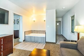 Comfort Inn And Suites