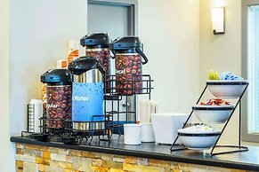 Comfort Inn And Suites