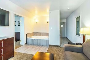 Comfort Inn And Suites