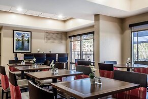 Comfort Suites Tallahassee Capitol - University Area