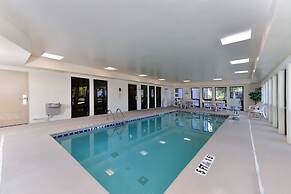 Comfort Inn & Suites at Stone Mountain