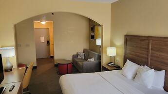 Comfort Inn & Suites at Stone Mountain