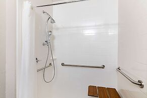 Quality Suites South