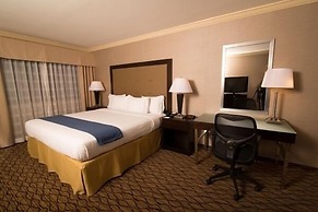 Holiday Inn Express Port Hueneme by IHG