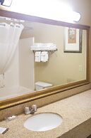 Country Inn & Suites by Radisson, Marion, OH