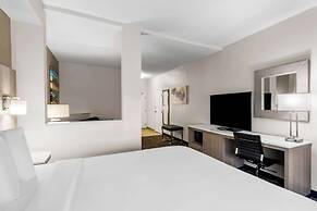 Best Western Worlds of Fun Inn & Suites