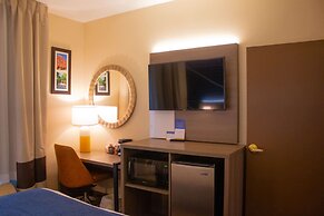Country Inn & Suites by Radisson, Rock Falls, IL
