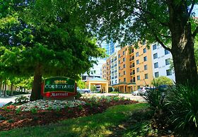 Courtyard by Marriott New Orleans Metairie