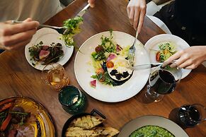 Vancouver Marriott Pinnacle Downtown