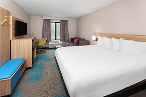 Days Inn by Wyndham Eagle River