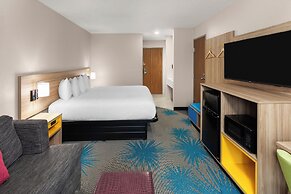 Days Inn by Wyndham Eagle River