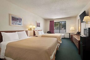 Days Inn by Wyndham Eagle River