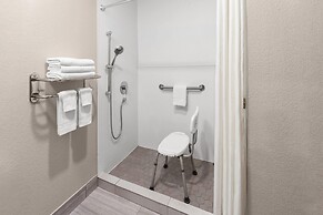 Days Inn by Wyndham Eagle River