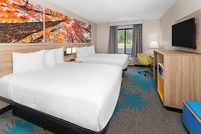 Days Inn by Wyndham Eagle River