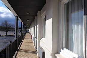 Days Inn by Wyndham Wrightstown McGuire AFB/Bordentown