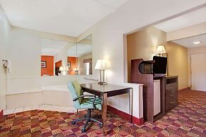 Days Inn & Suites by Wyndham Ridgeland