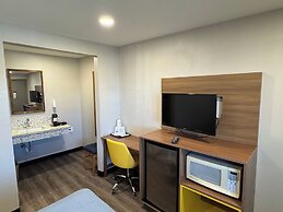 Days Inn by Wyndham Barstow