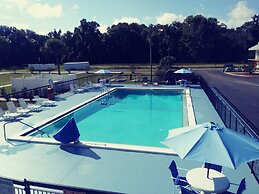 Days Inn by Wyndham Wildwood I-75