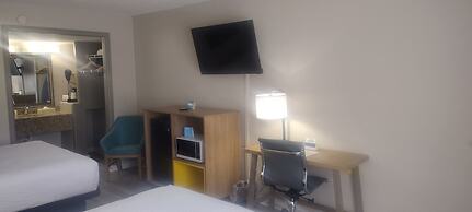 Days Inn by Wyndham Wildwood I-75