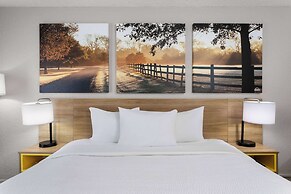 Days Inn by Wyndham Wildwood I-75