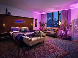 Hilton New York Times Square