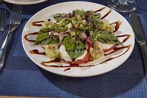 Divi Carina Bay All Inclusive Beach Resort & Casino