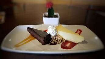 Embassy Suites by Hilton Phoenix Scottsdale