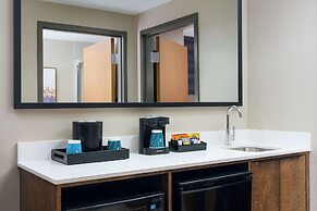 Embassy Suites by Hilton Charleston Airport Convention Ctr