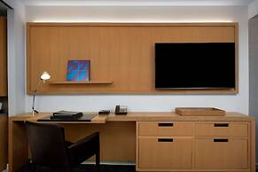Conrad New York Downtown
