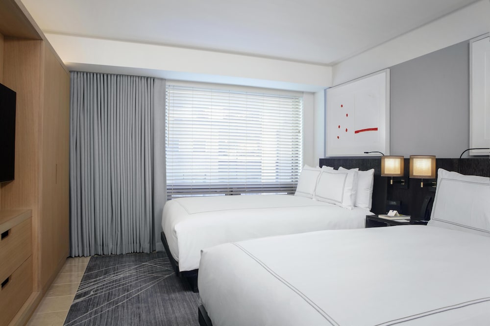 Conrad New York Downtown