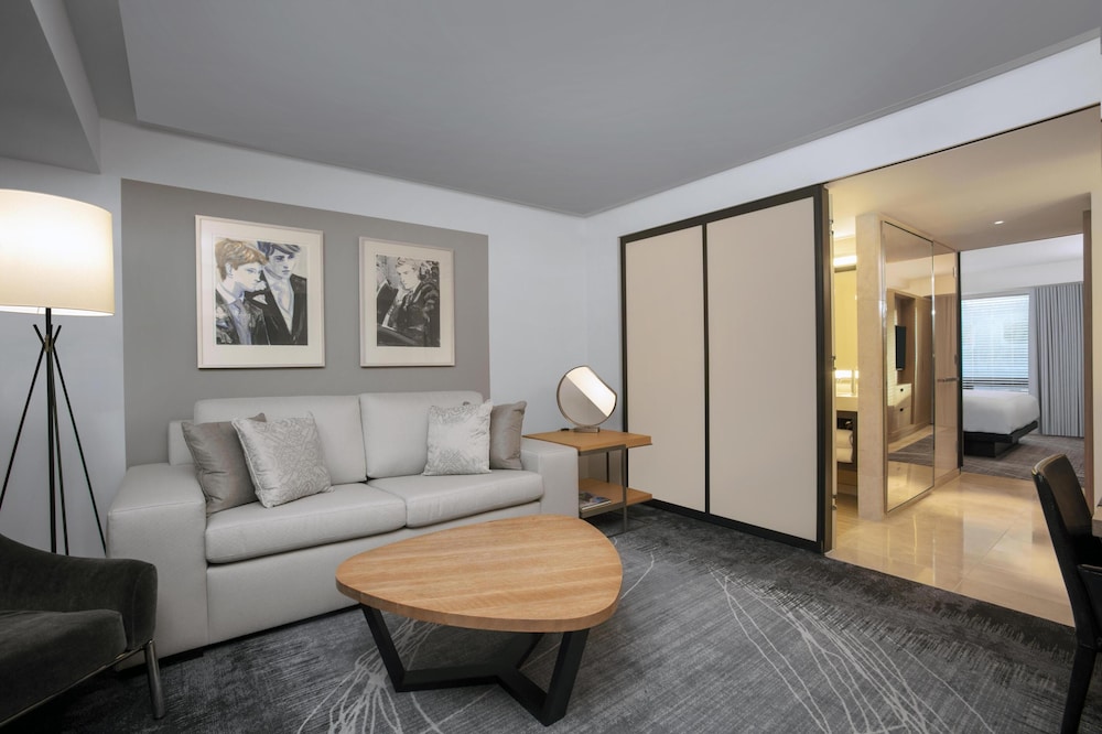 Conrad New York Downtown