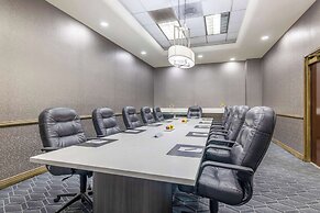 Embassy Suites by Hilton Convention Center Las Vegas