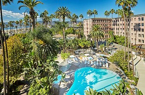 Fairmont Miramar Hotel