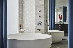 Fairmont Miramar Hotel