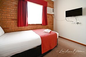 Narrandera Club Motor Inn