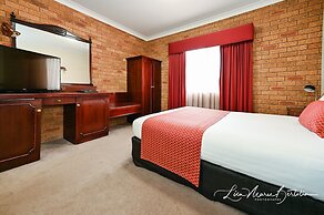 Narrandera Club Motor Inn