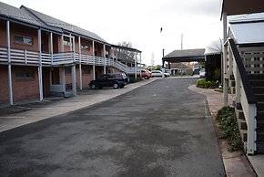 Main Lead Ballarat Motel