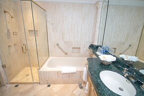 Grand Isla Navidad Golf & Spa Resort with Marina