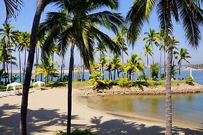 Grand Isla Navidad Golf & Spa Resort with Marina