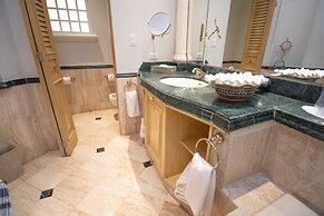 Grand Isla Navidad Golf & Spa Resort with Marina