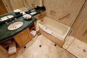 Grand Isla Navidad Golf & Spa Resort with Marina