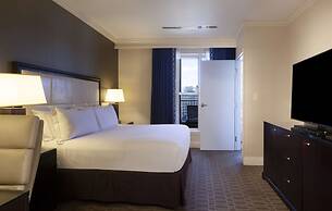 Hilton Alexandria Old Town