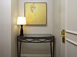 Hilton Alexandria Old Town