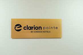 Clarion Pointe-Dillard near Blue Ridge Mountains