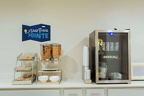 Clarion Pointe-Dillard near Blue Ridge Mountains